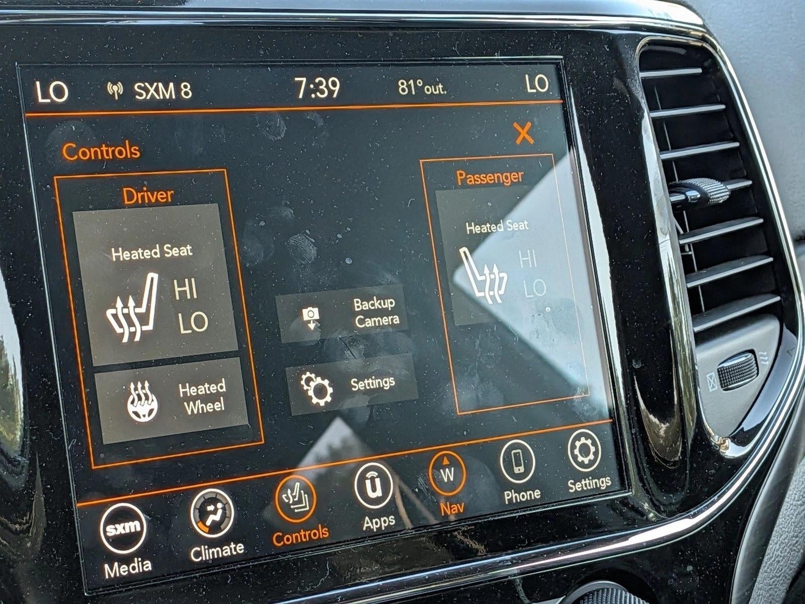 2021 Jeep Grand Cherokee Laredo X 4x4