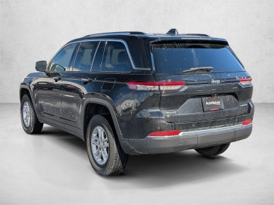 2022 Jeep Grand Cherokee Laredo
