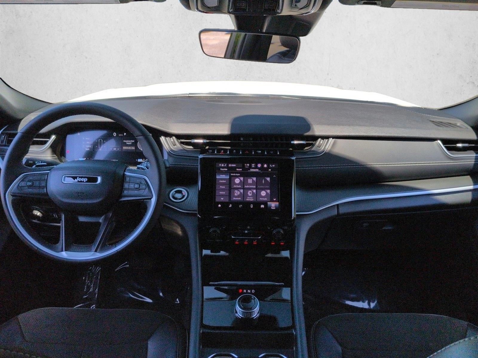 2025 Jeep Grand Cherokee L Altitude X 4x4