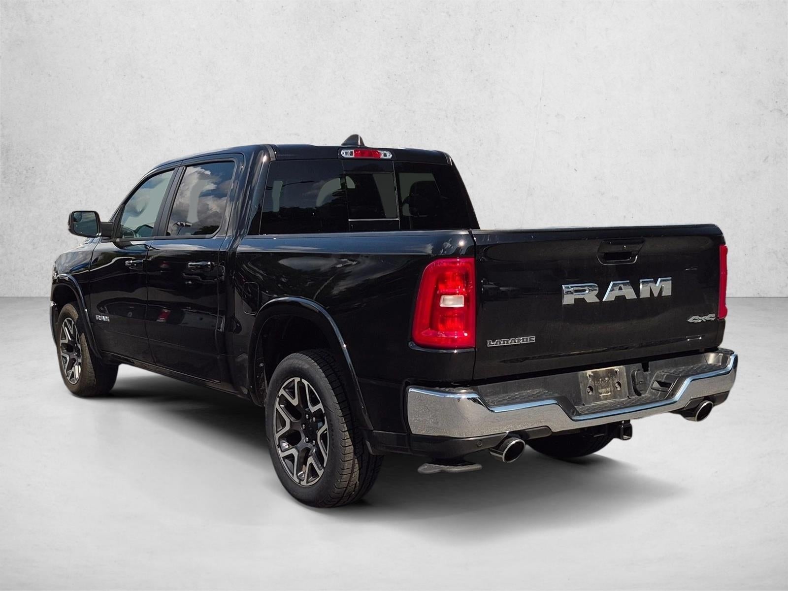 2025 RAM 1500 Laramie Crew Cab 4x4 5'7" Box