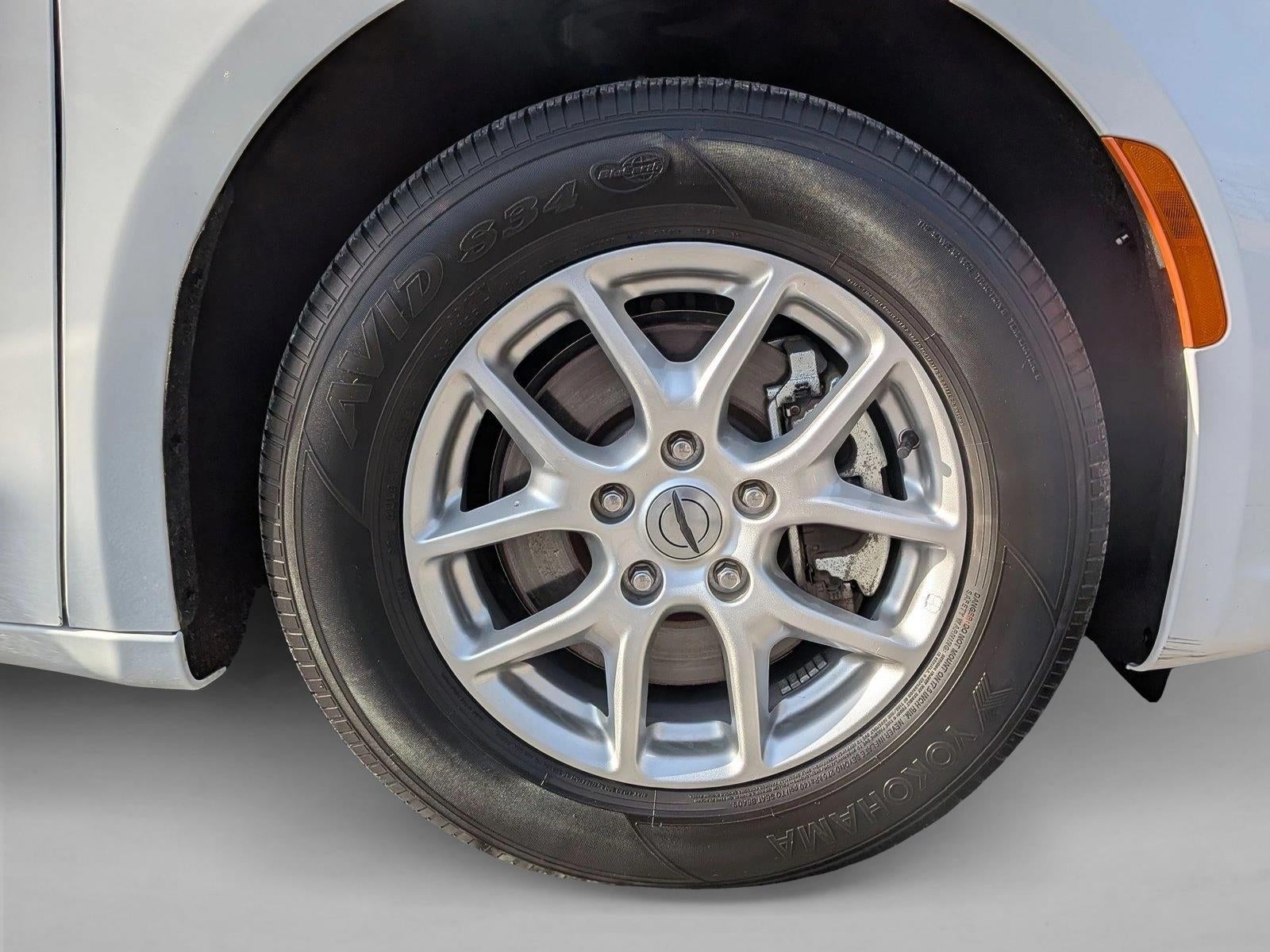 2024 Chrysler Pacifica Touring L