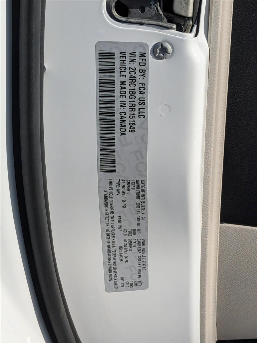 2024 Chrysler Pacifica Touring L