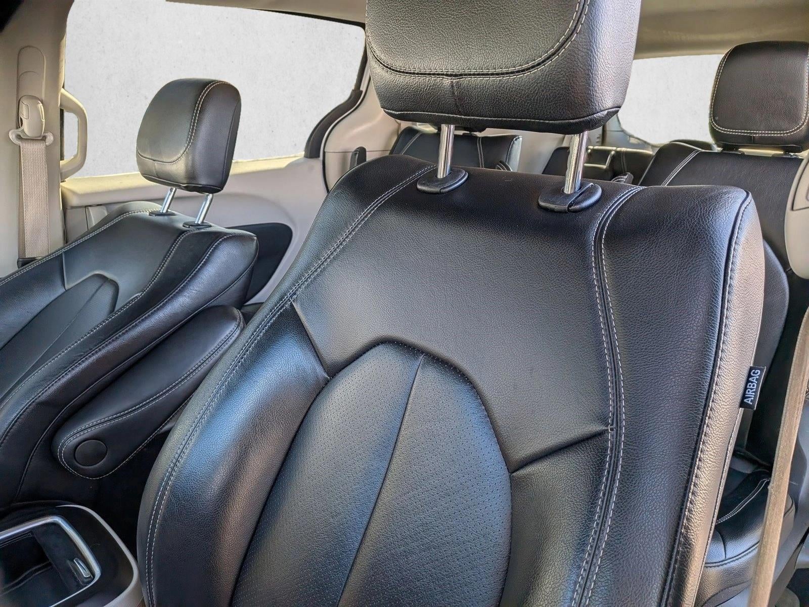 2022 Chrysler Pacifica Hybrid Touring L