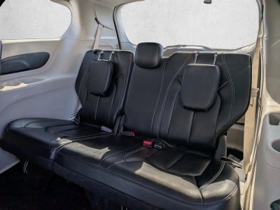 2022 Chrysler Pacifica Hybrid Touring L