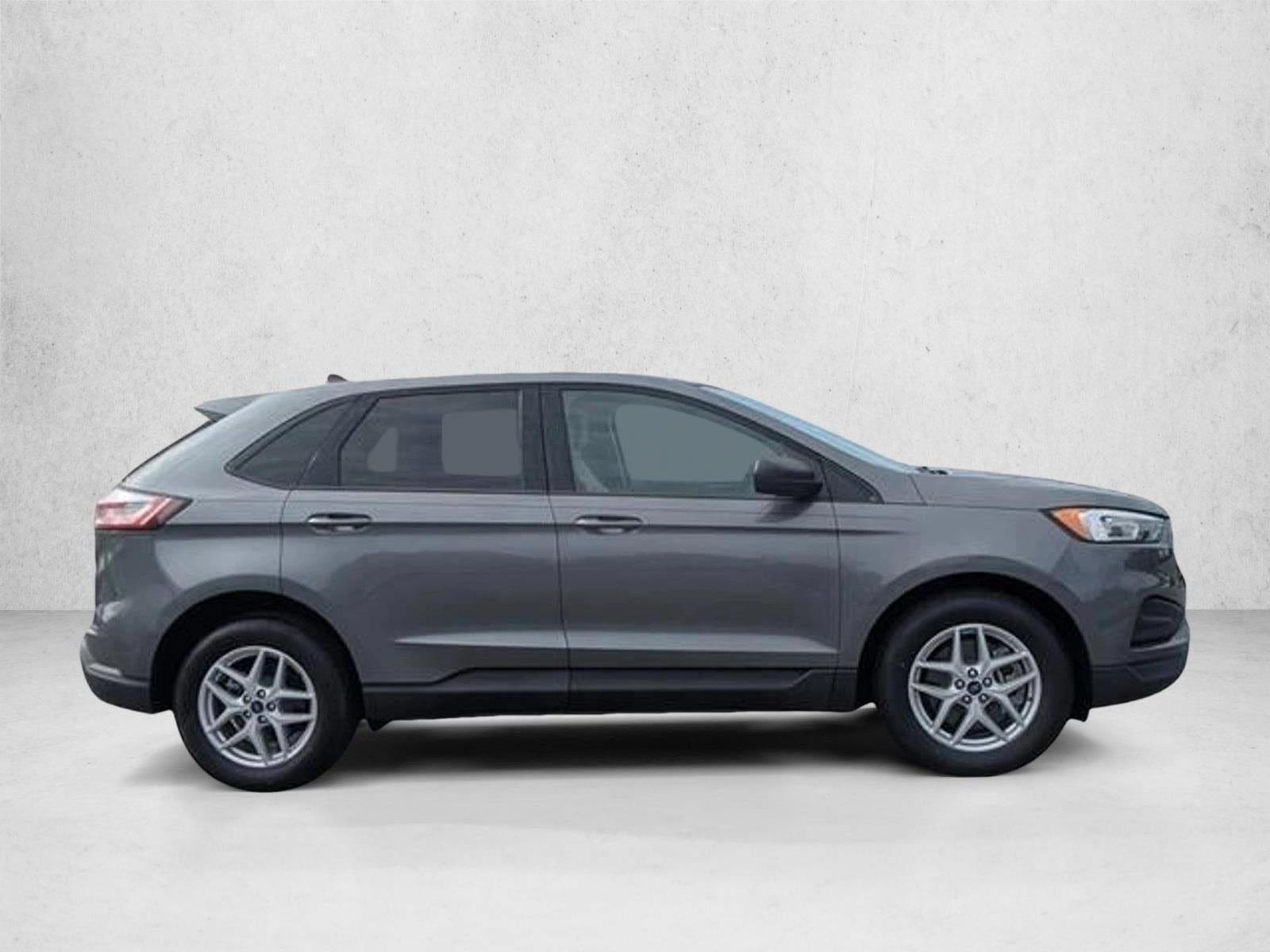 2021 Ford Edge SE
