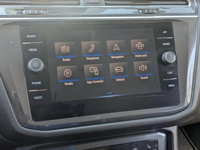 2022 Volkswagen Tiguan SE