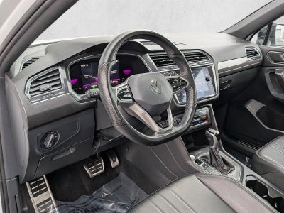 2022 Volkswagen Tiguan SE R-Line Black