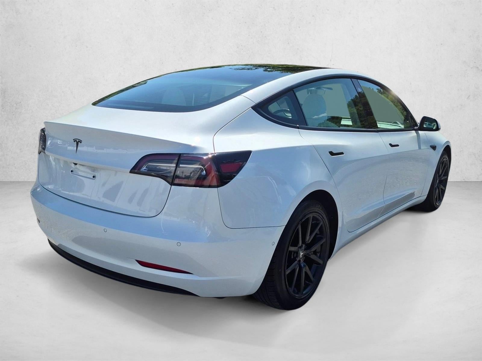 2021 Tesla Model 3 Standard Range Plus Rear-Wheel Drive