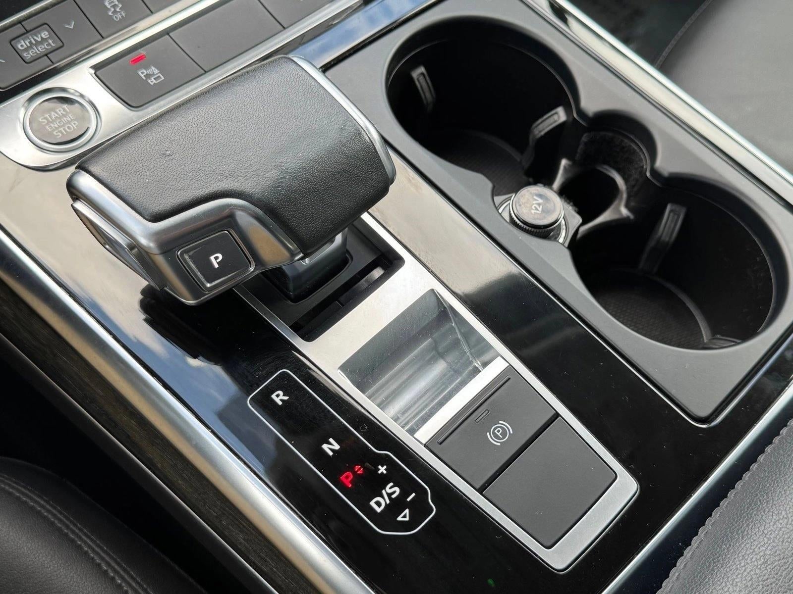 2022 Audi Q7 Premium Plus
