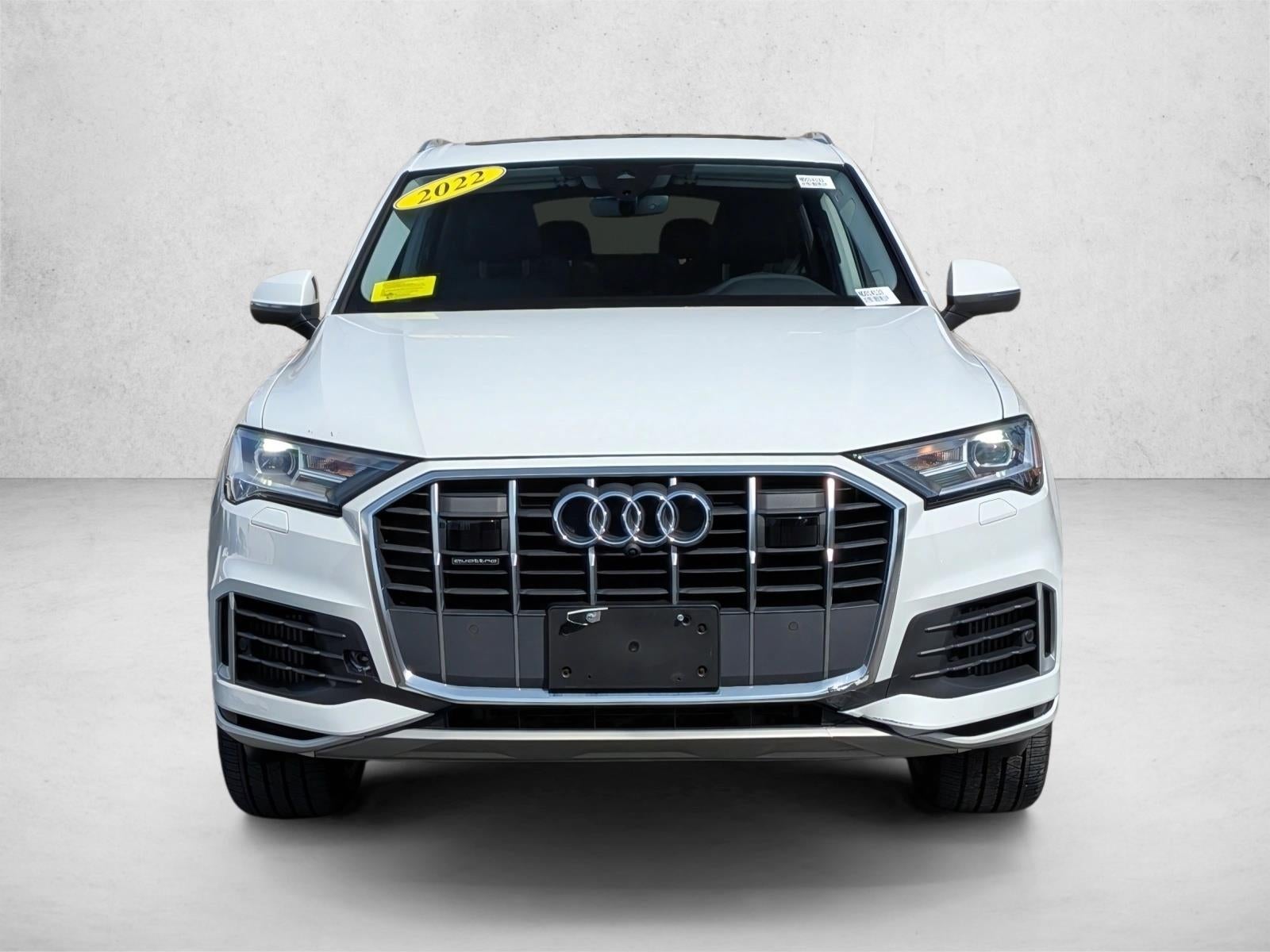 2022 Audi Q7 Premium Plus