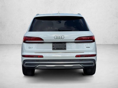 2022 Audi Q7 Premium Plus