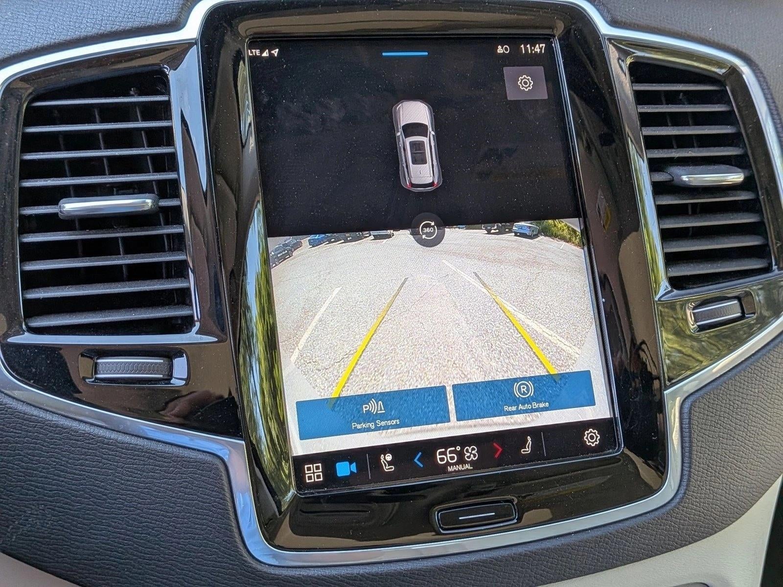 2023 Volvo XC90 B5 Plus