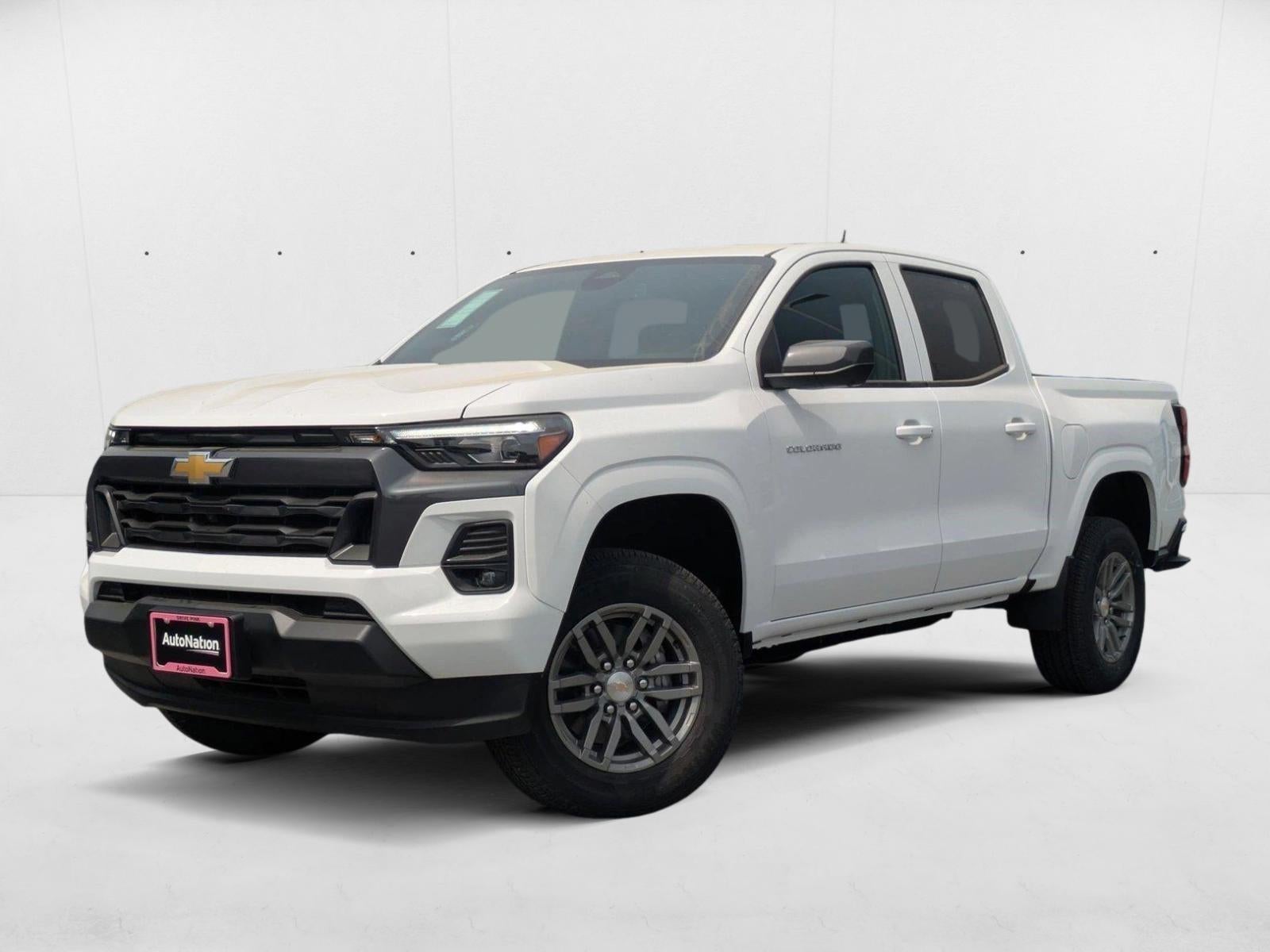 2025 Chevrolet Colorado WT/LT