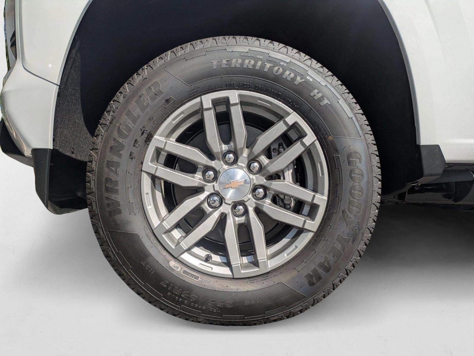 2025 Chevrolet Colorado WT/LT