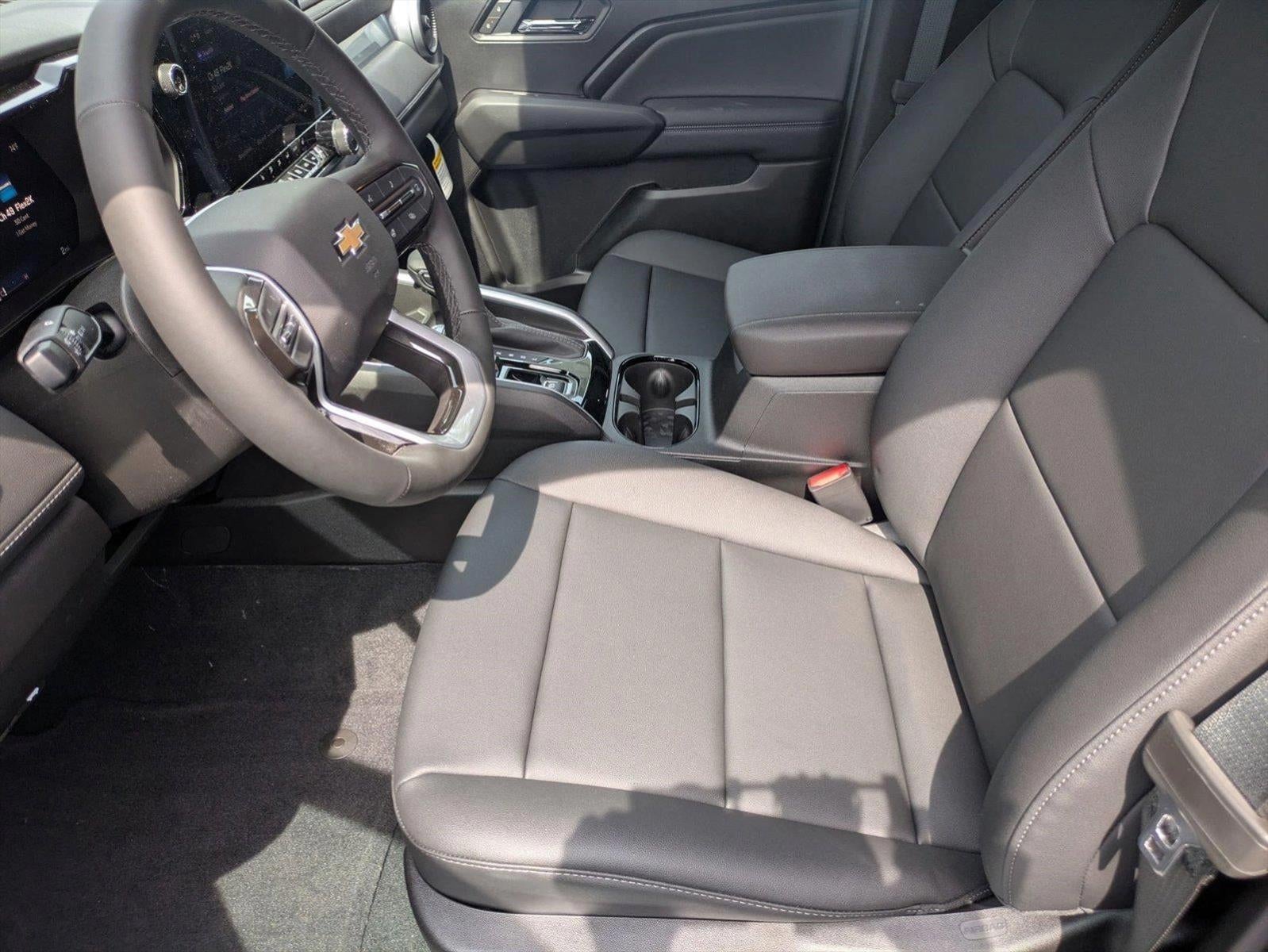 2025 Chevrolet Colorado WT/LT