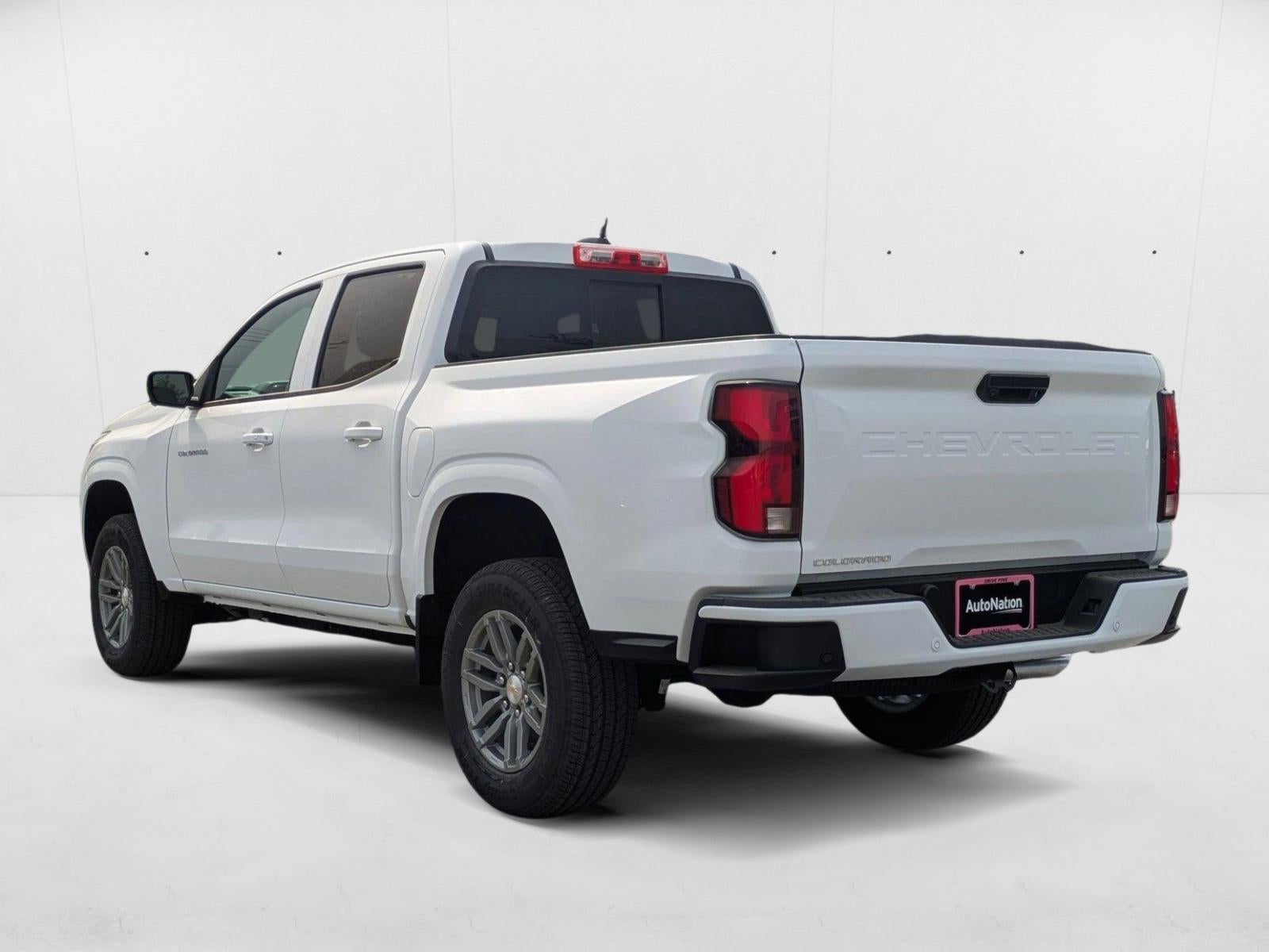 2025 Chevrolet Colorado WT/LT