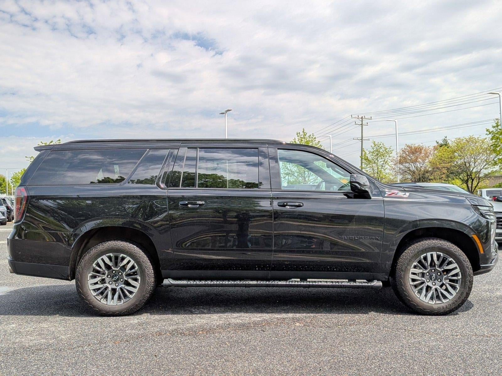2025 Chevrolet Suburban Z71