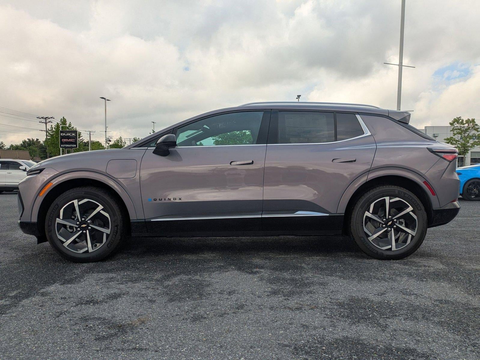 2025 Chevrolet Equinox EV LT