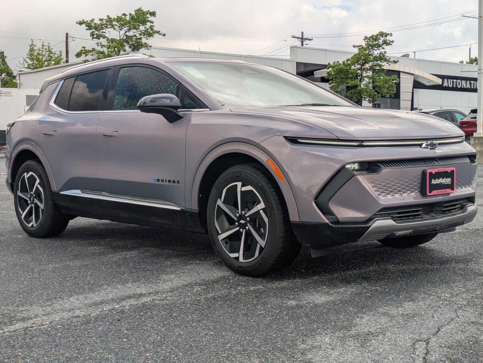 2025 Chevrolet Equinox EV LT