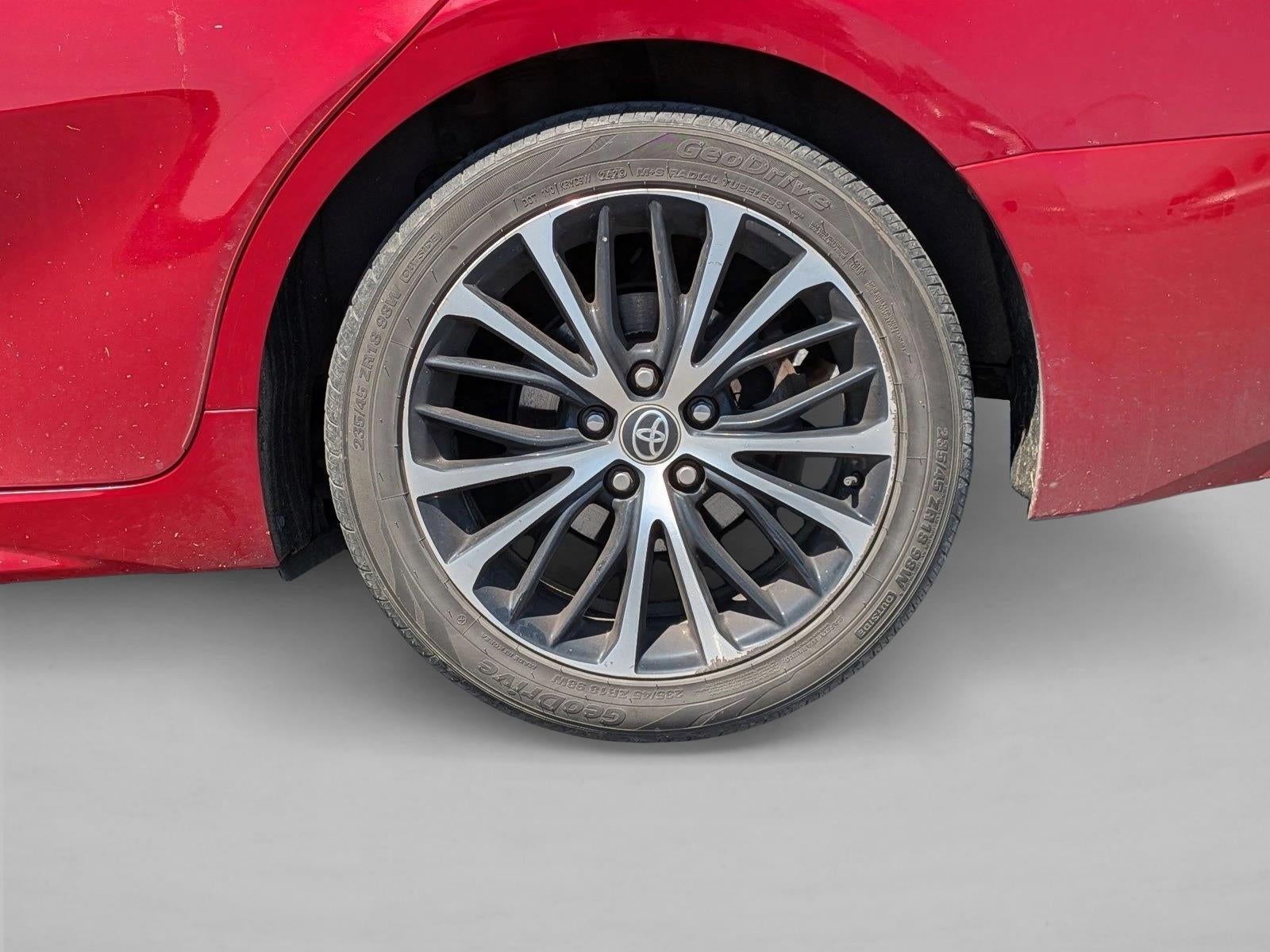 2020 Toyota Camry SE