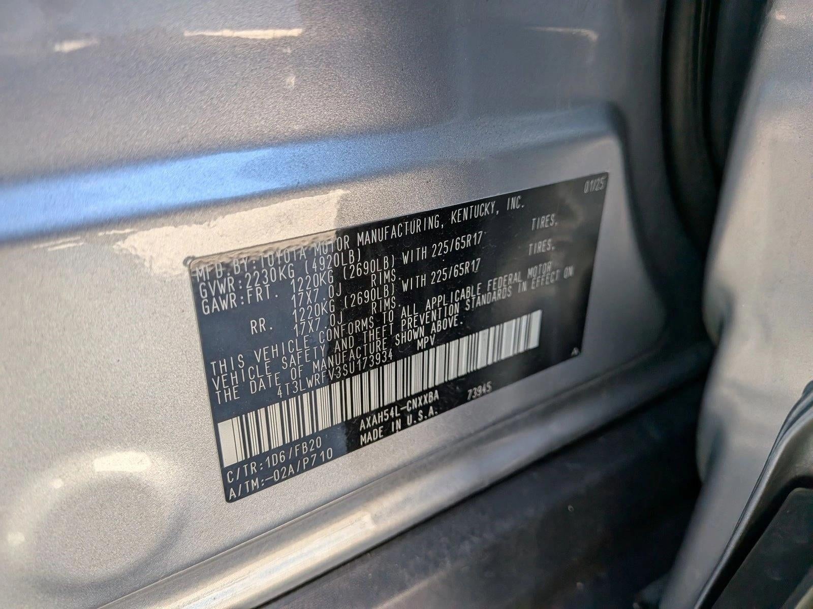 2025 Toyota RAV4 Hybrid LE