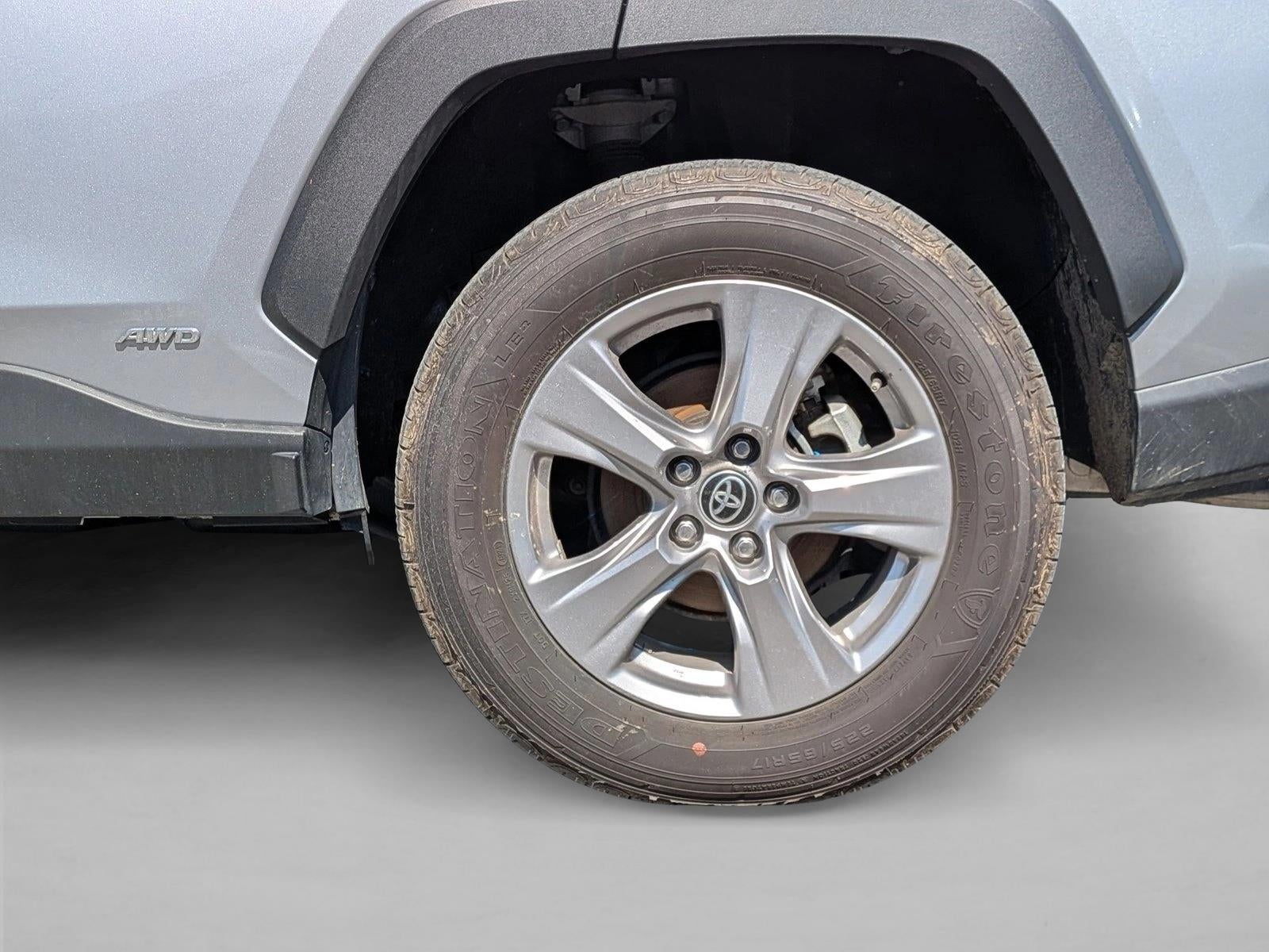 2025 Toyota RAV4 Hybrid LE