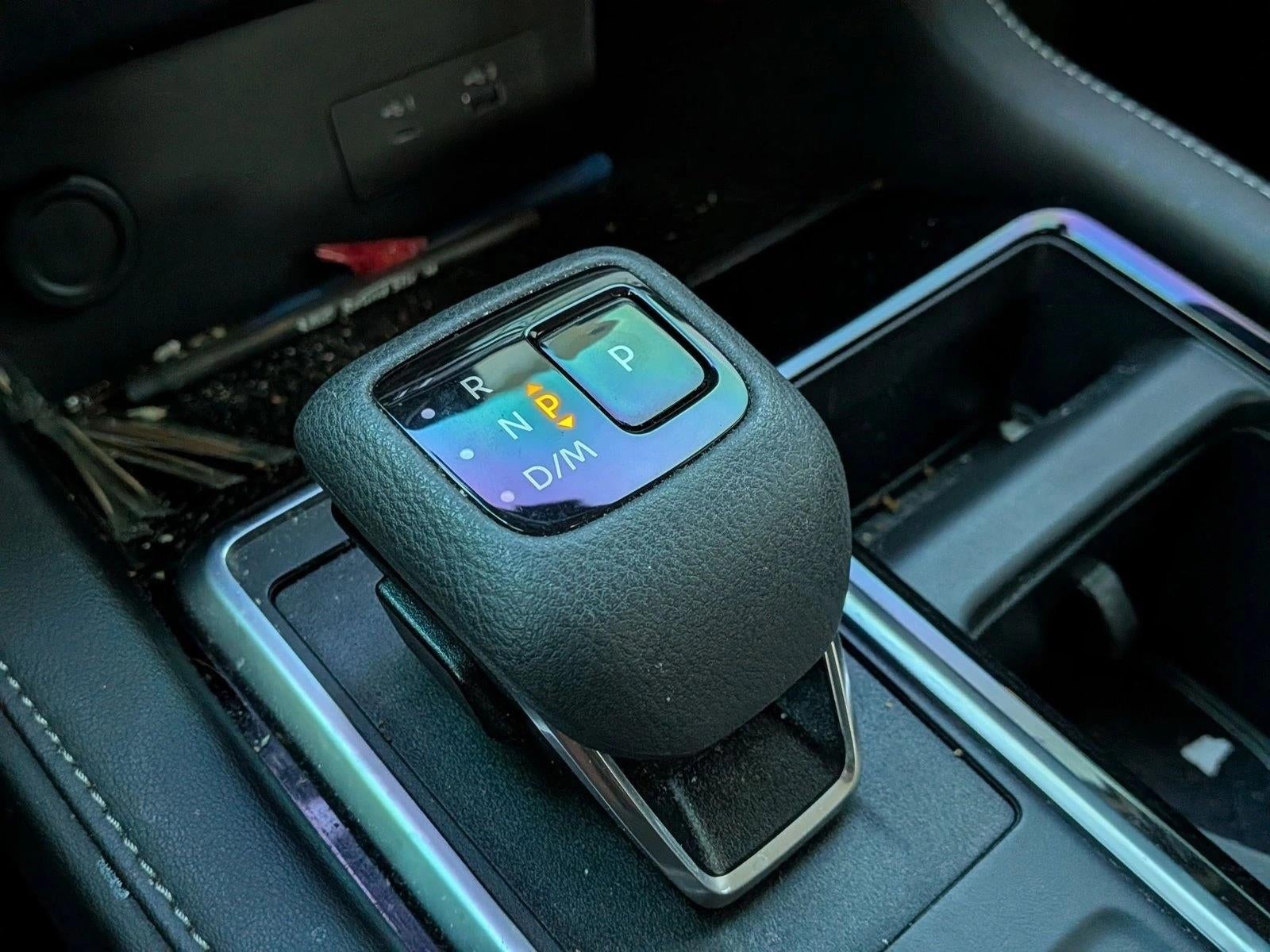 2024 Nissan Pathfinder SV 4WD