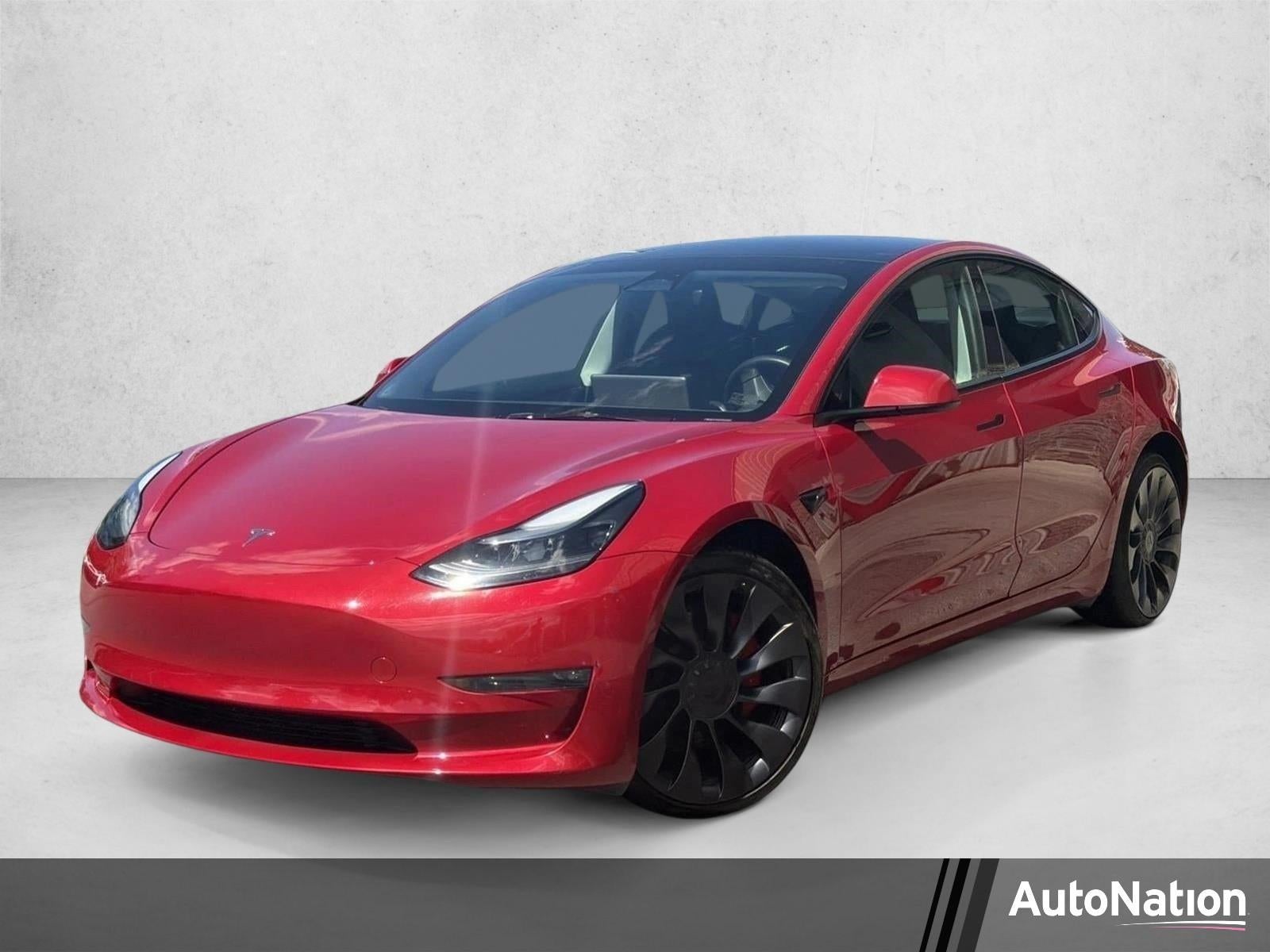 2023 Tesla Model 3 Performance's photo