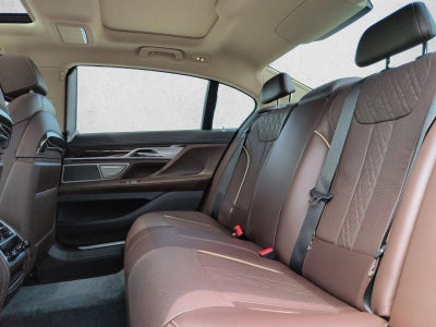 2022 BMW 750 i xDrive