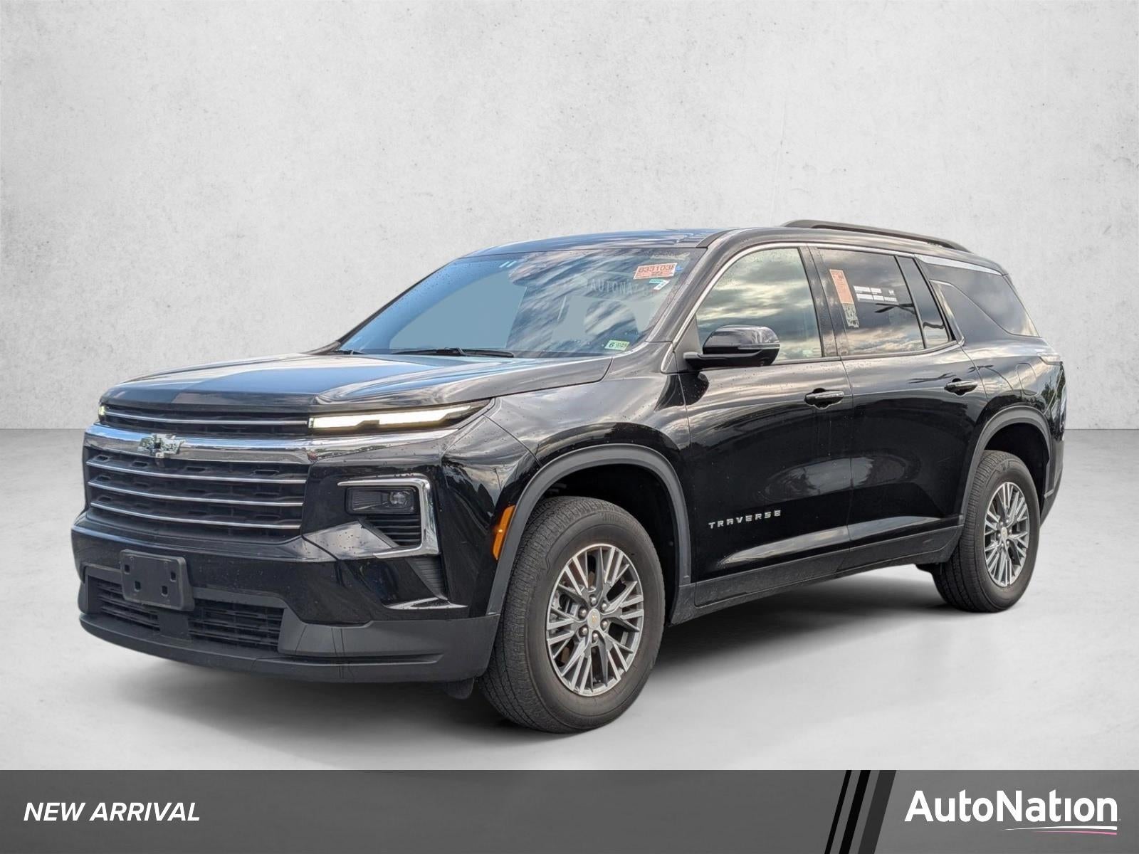 2024 Chevrolet Traverse LT