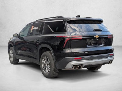 2024 Chevrolet Traverse LT
