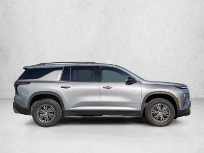 2024 Chevrolet Traverse LT