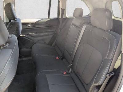 2023 Jeep Grand Cherokee Laredo 4x4