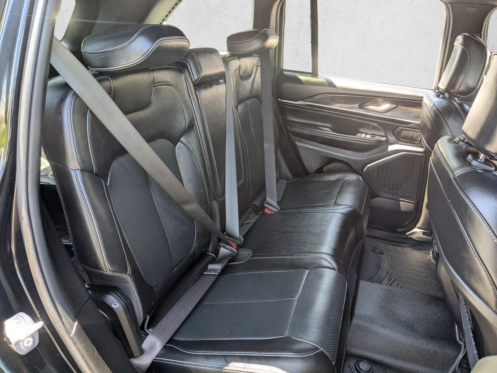 2023 Jeep Grand Cherokee Overland 4x4