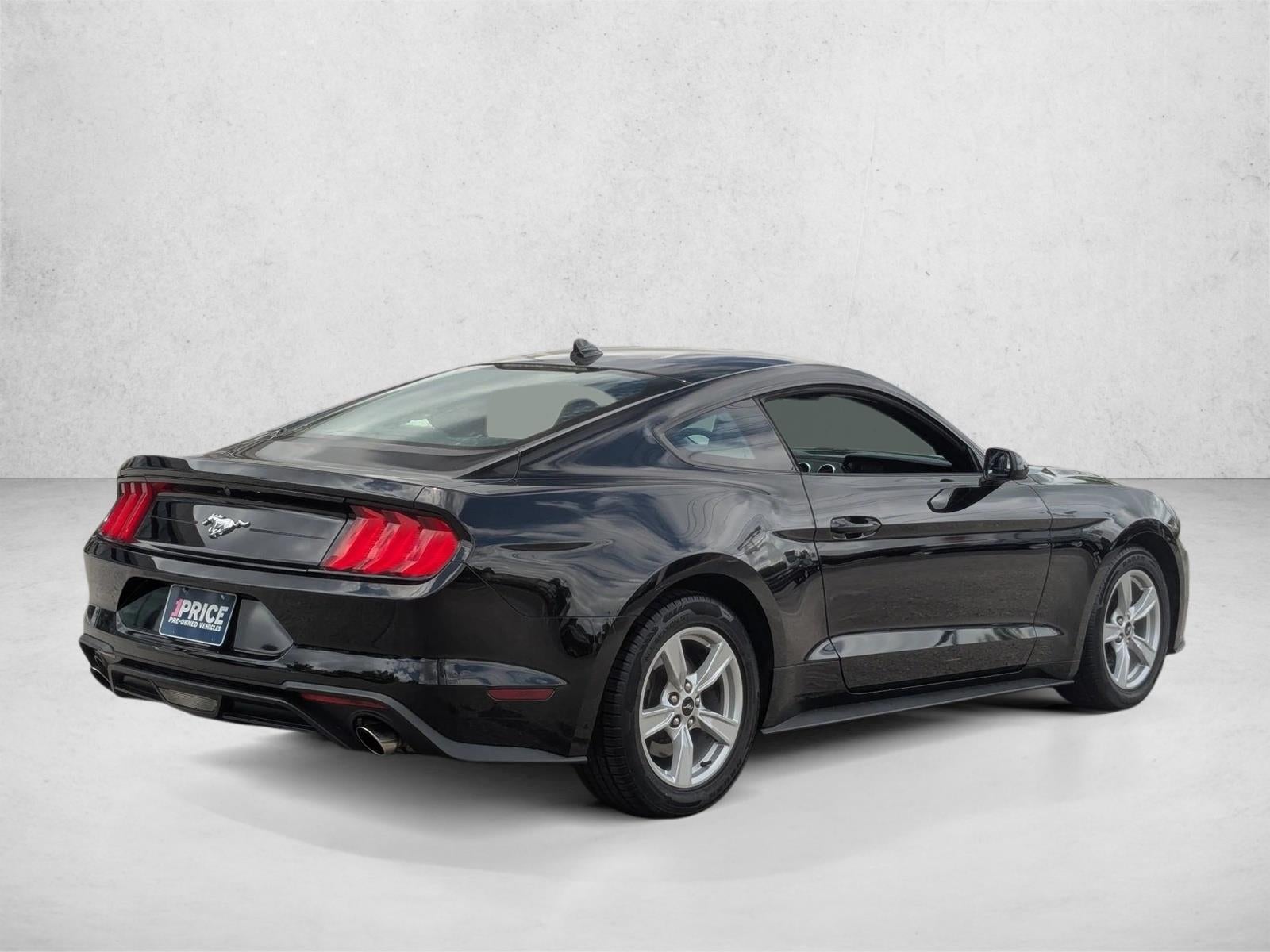 2022 Ford Mustang EcoBoost Fastback