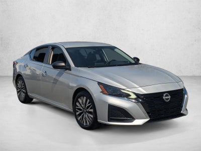 2024 Nissan Altima 2.5 SV Sedan