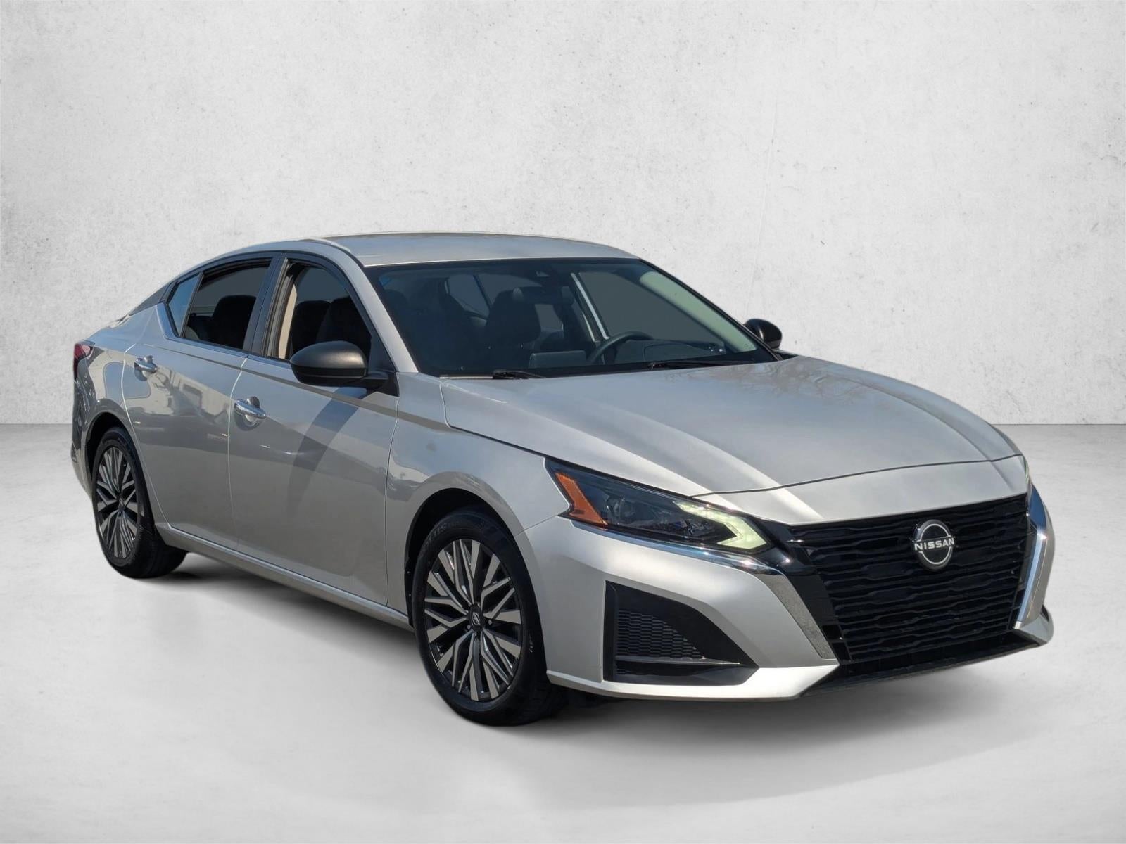 2024 Nissan Altima 2.5 SV Sedan