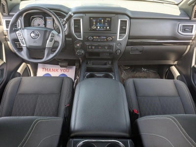 2019 Nissan Titan 4x4 Crew Cab SV