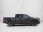 2019 Nissan Titan 4x4 Crew Cab SV