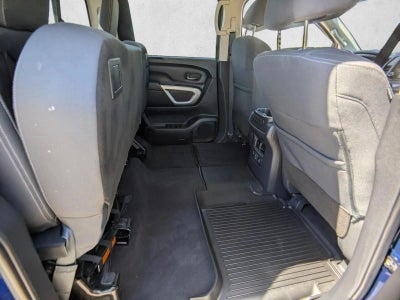 2024 Nissan Titan 4x4 Crew Cab SV