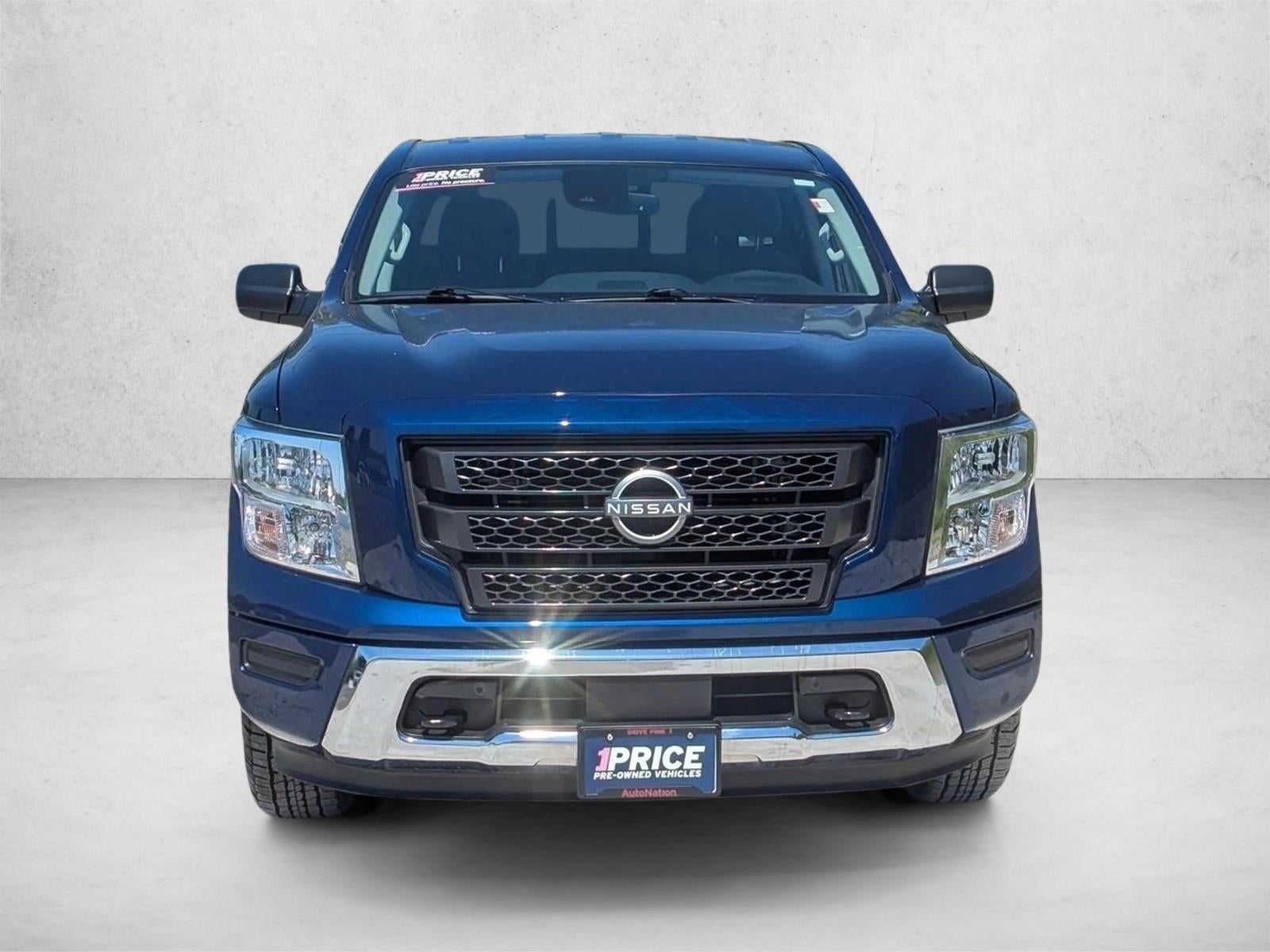 2024 Nissan Titan 4x4 Crew Cab SV