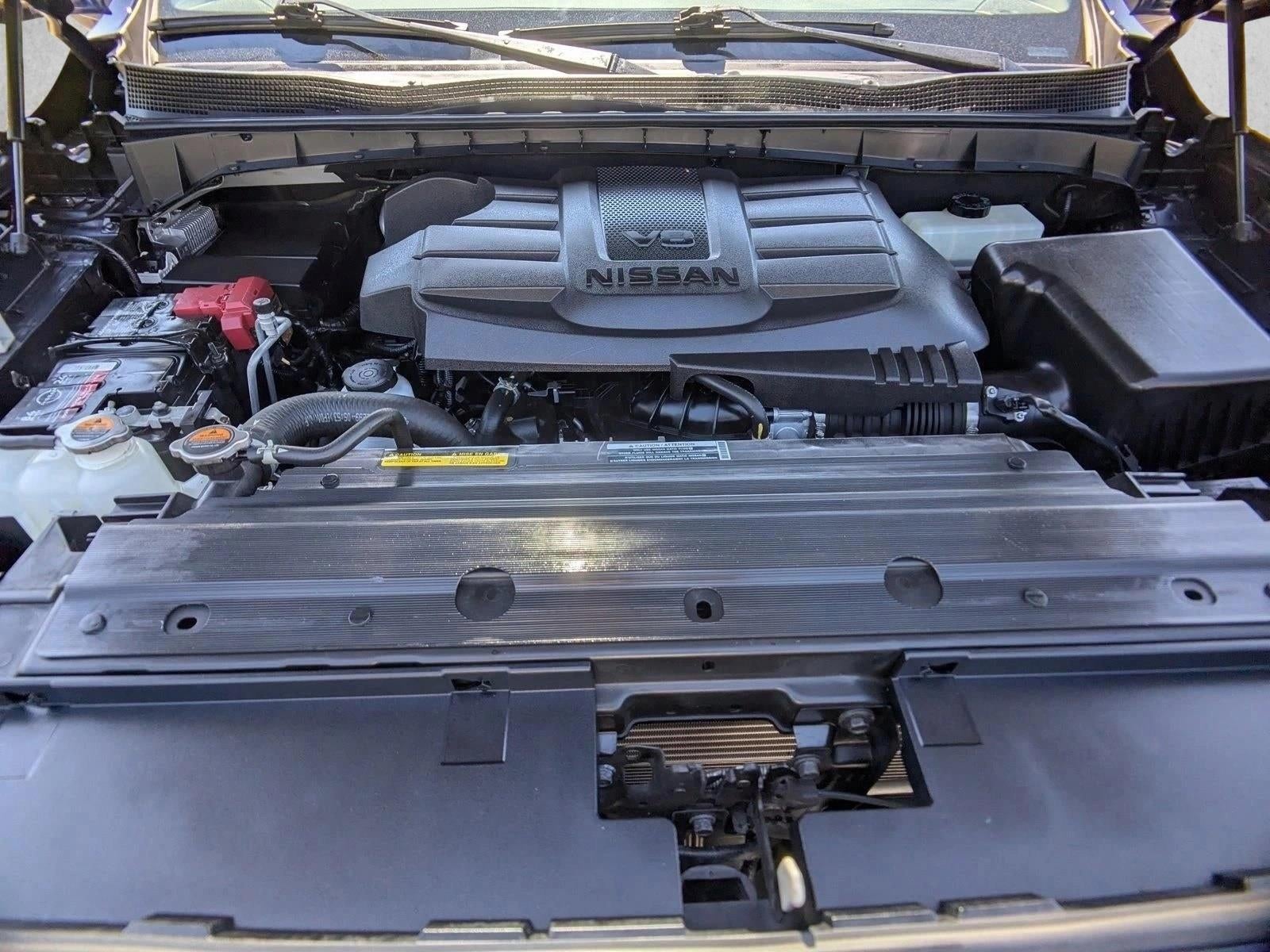 2024 Nissan Titan 4x4 Crew Cab SV
