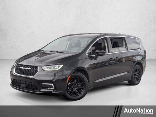 2023 Chrysler Pacifica Touring L FWD