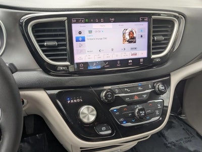 2023 Chrysler Pacifica Touring L FWD