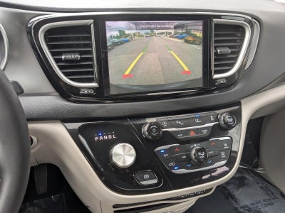 2023 Chrysler Pacifica Touring L FWD