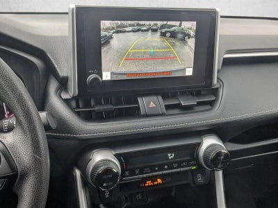 2024 Toyota RAV4 XLE FWD (GS)