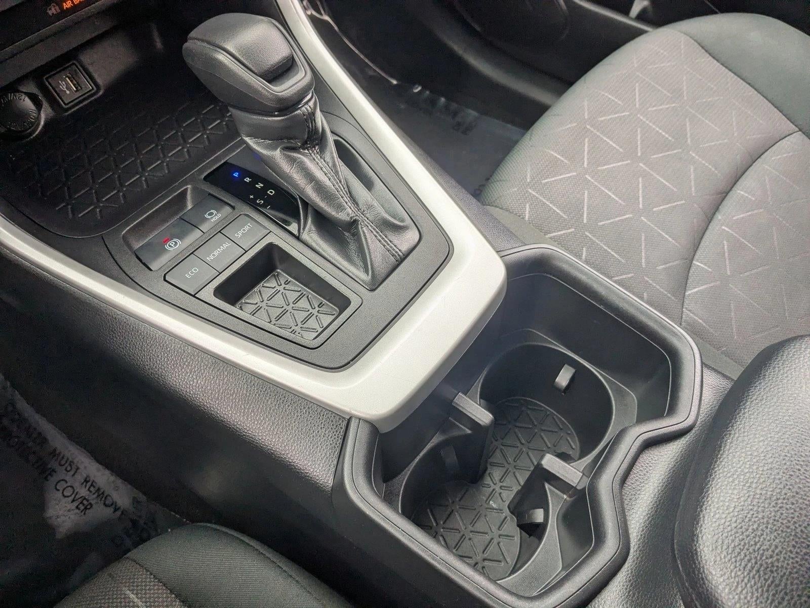 2024 Toyota RAV4 XLE FWD (GS)