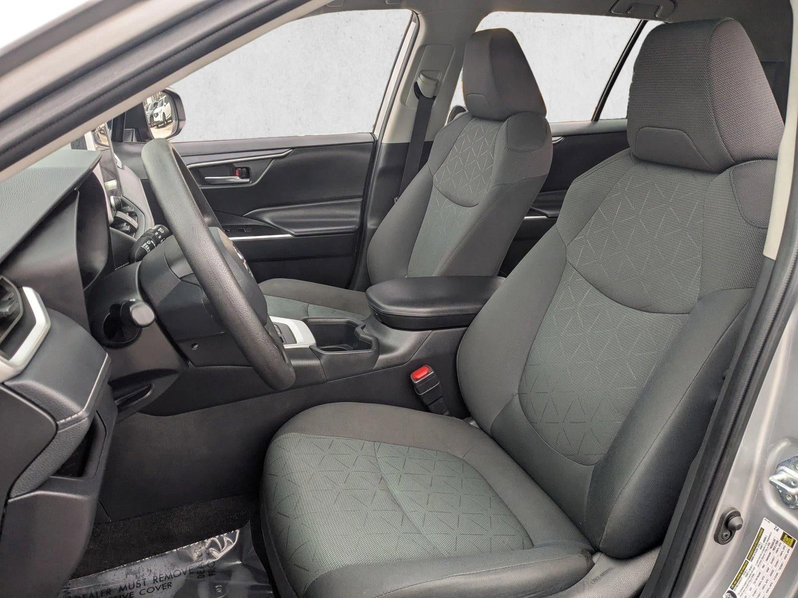 2024 Toyota RAV4 XLE FWD (GS)