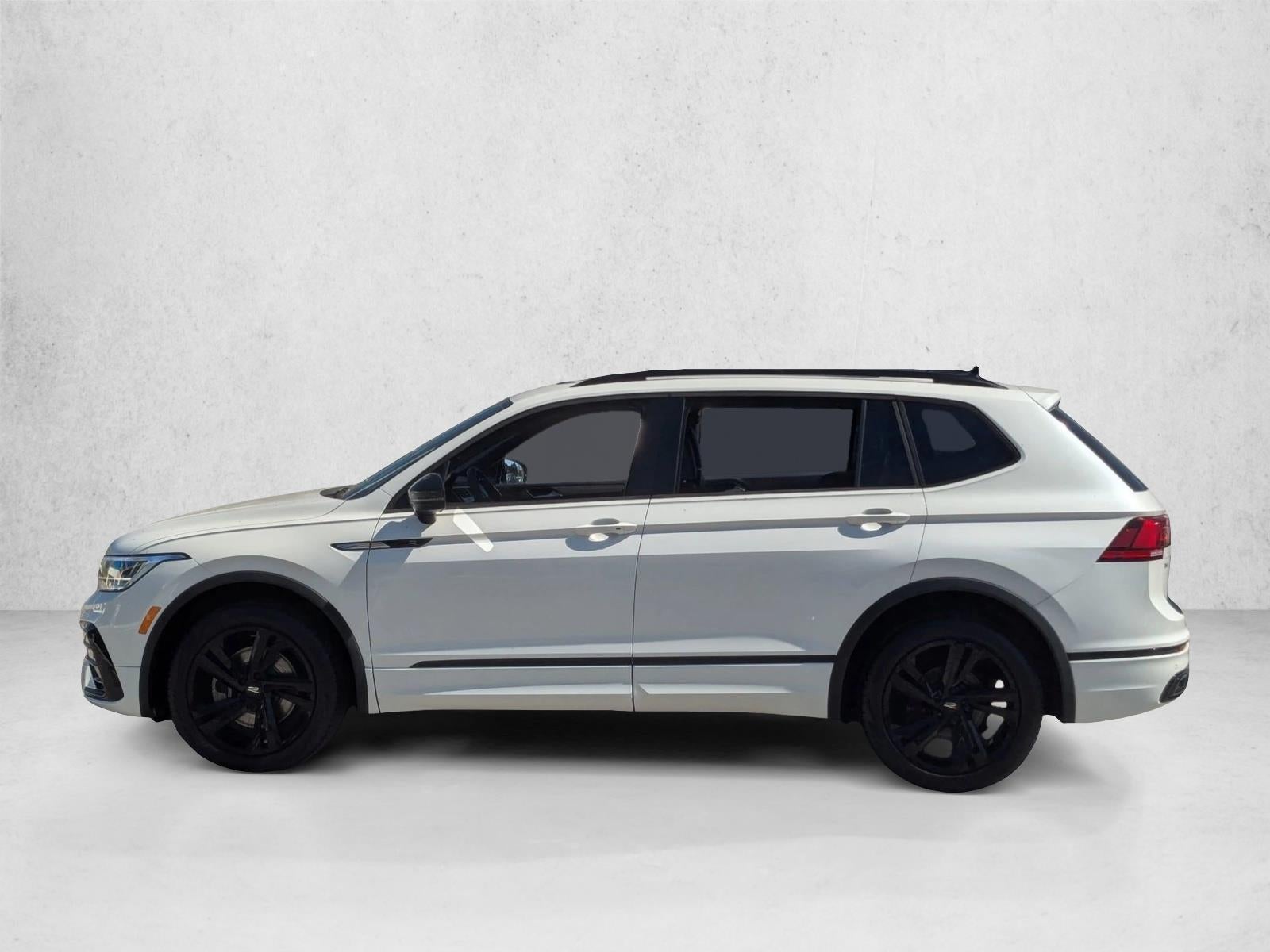 2023 Volkswagen Tiguan 2.0T SE R-Line Black 4MOTION