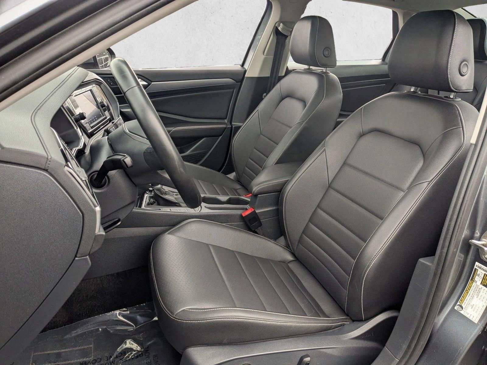 2024 Volkswagen Jetta SE Auto